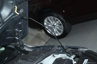 2014款爱丽舍1.6L手动时尚型