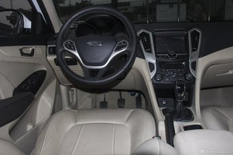 2015款艾瑞泽7 1.6L手动致享版