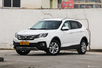 2015款传祺GS5 Super 2.0L自动两驱舒适版图片