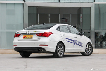 2014款名图2.0L自动TOP旗舰型