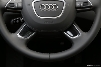 2016款奥迪A8L 3.0T自动45TFSI quattro豪华型