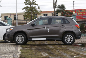 2013款劲炫ASX 2.0L自动两驱精英版