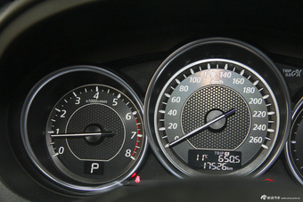 2014款阿特兹2.5L自动蓝天尊崇版