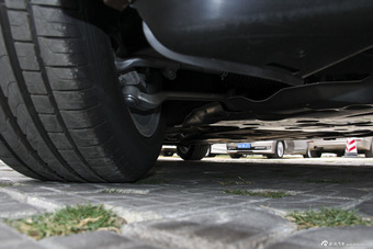 2016款宝马3系 2.0T自动320Li时尚型