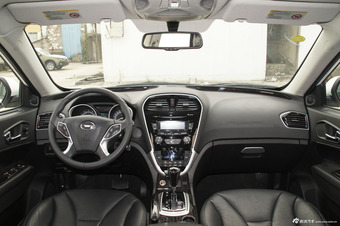 2015款传祺GS5 Super 2.0L自动两驱舒适版