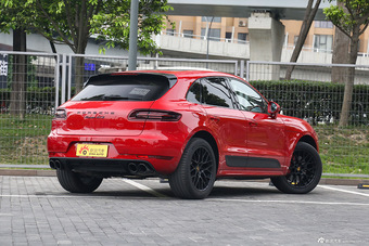 2017款Macan GTS 3.0T自动