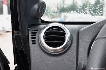 2016款北京BJ40L 2.3T自动四驱尊享版