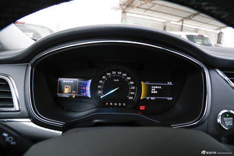 2015款金牛座2.0T自动豪华版