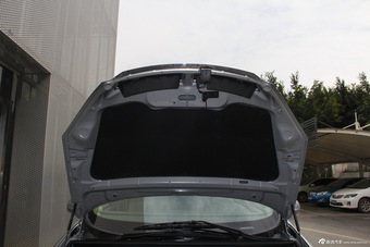 2014款GL8商务车2.4L自动经典版