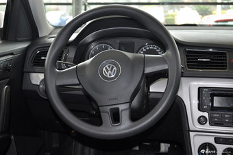 2013款朗行1.6L自动风尚型 雅致白