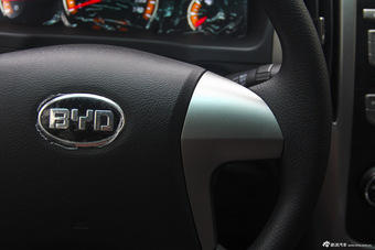 2015款比亚迪全新F3节能版1.5L手动舒适型