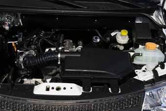 2015款五菱宏光S 1.2L手动基本型 国IV