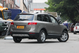 2015款改款野马T70 1.8TCVT优雅型