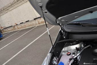 2015款逸致180E CVT跨界版