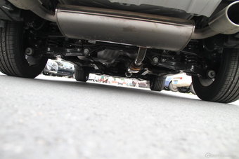 2015款智跑 2.0L自动两驱GLS