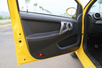 2014款悦悦J2 1.0L手动豪华型