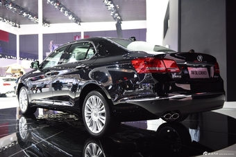 2015上海车展：绅宝D80