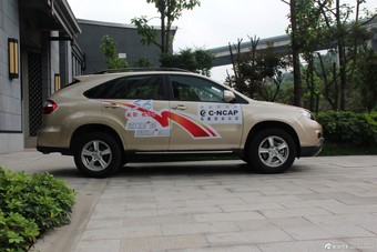 2014款比亚迪S6 1.5TI手动旗舰型