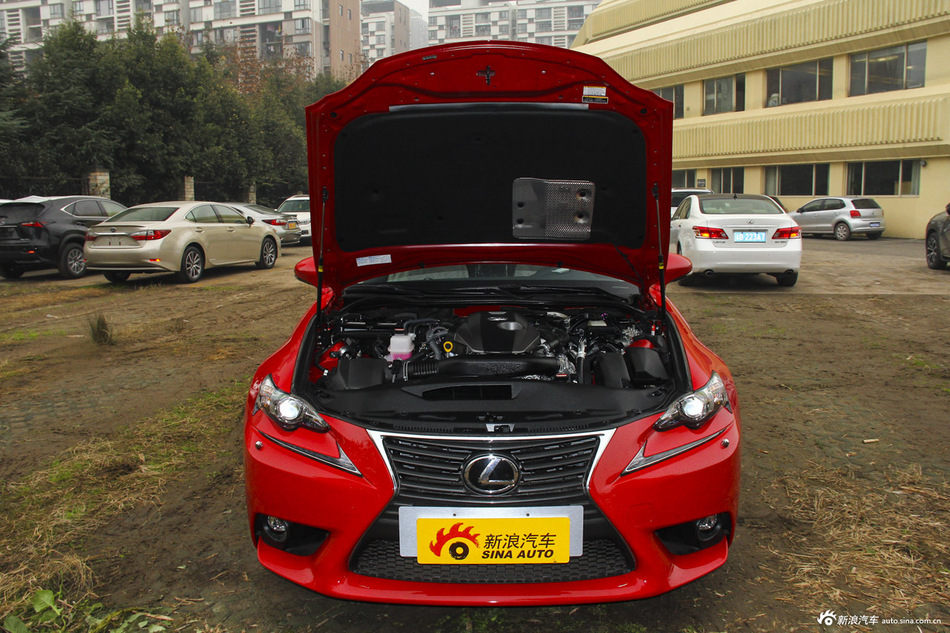 2015款雷克萨斯IS 2.0T自动200t锋尚版