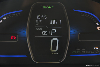 2013款荣威E50标准型