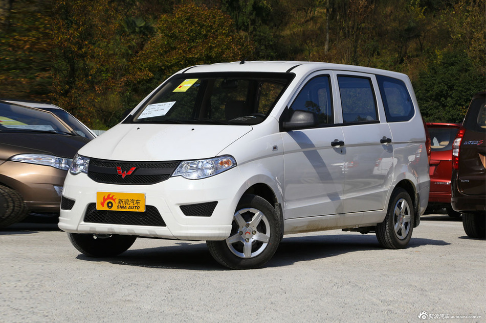 2015款五菱宏光S 1.2L手动基本型 国IV