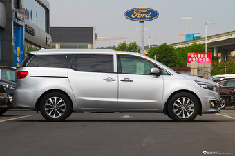 2015款嘉华（进口）2.2T自动豪华版