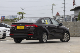 2014款起亚K4 1.8L自动DLX