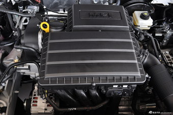 2013款朗行1.6L自动风尚型 雅致白