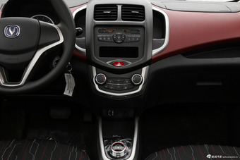 2015款奔奔1.4L自动IMT豪华型国5