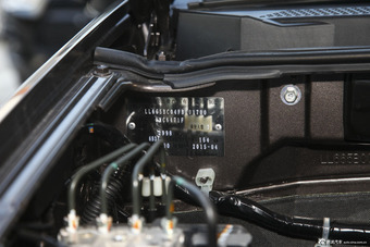 2013款帕杰罗·劲畅3.0L 自动四驱旗舰版