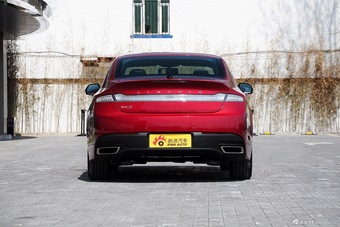 2014款林肯MKZ 2.0T自动尊雅版