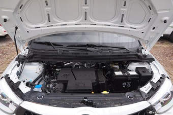 2015款中华V3 1.5L手动智能型