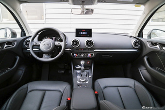 2015款奥迪A3 Limousine 1.4T自动35TFSI 300万纪念舒享版图片