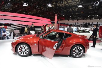 2013款日产370Z