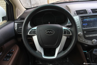 2014款比亚迪S6 2.0L手动豪华型