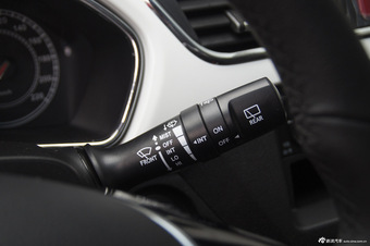 2015款瑞风S2 1.5L手动豪华型