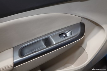 2014款宝骏610自动豪华型