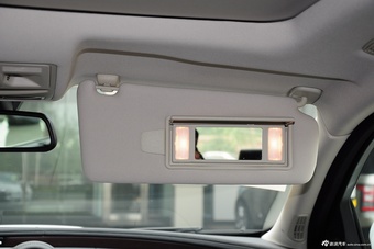 2015款捷豹XJL80周年版