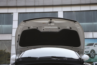 2015款智跑 2.0L自动两驱GLS