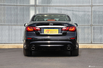 2015款英菲尼迪Q70L 2.5L豪华版
