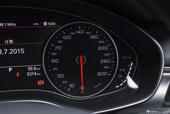2014款奥迪A6L 2.5L 30TFSI舒适型