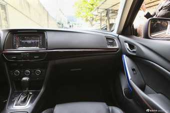 2015款阿特兹2.5L自动蓝天尊崇版