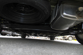 2013款佳乐 2.0L自动标准版7座 京V