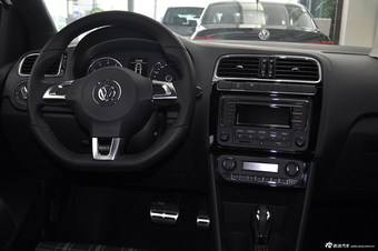 2012款POLO 1.4TSI GTI极地白