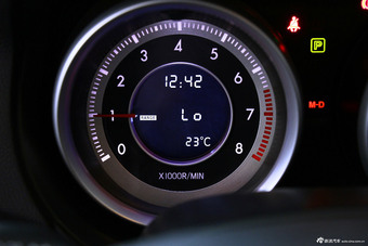 2014款奔腾B90 1.8T自动豪华型到店实拍