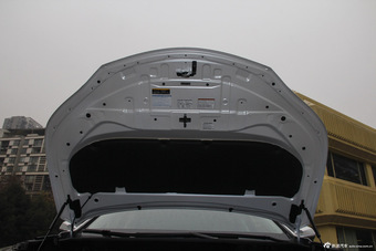 2015款雷克萨斯NX 2.5L自动300h前驱锋尚版