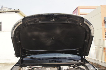 2015款传祺GA6 1.8T自动豪华导航版