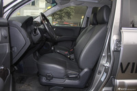 2013款狮跑 2.0L自动两驱DLX