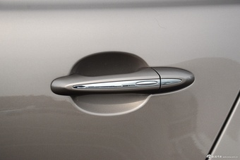 2016款捷豹XJL 3.0L自动SC四驱全景商务版