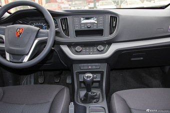 2015款荣威360 1.5L手动精英版